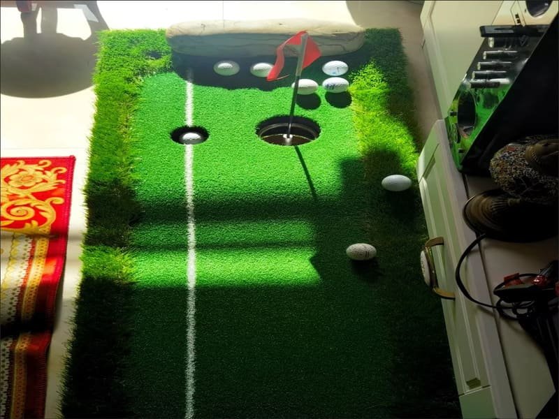 выбор базового коврика с изображением различных материалов