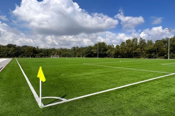 размеры футбольного поля