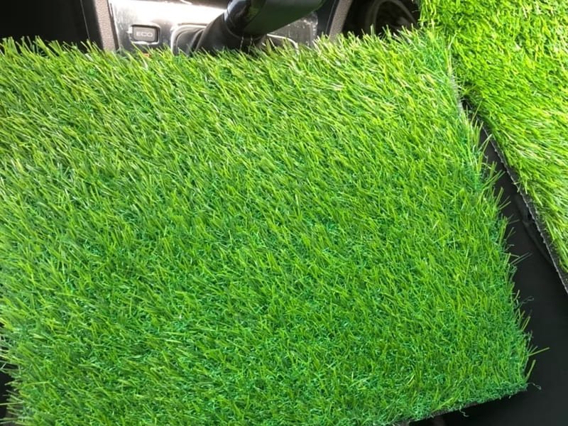 Синтетический спортивный газон с амортизирующей прокладкой