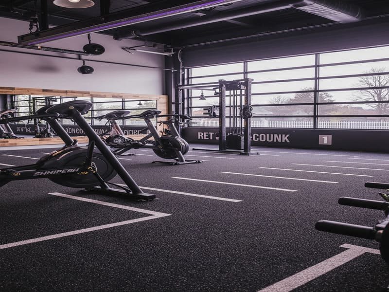 Analisi comparativa dei costi delle pavimentazioni per palestre