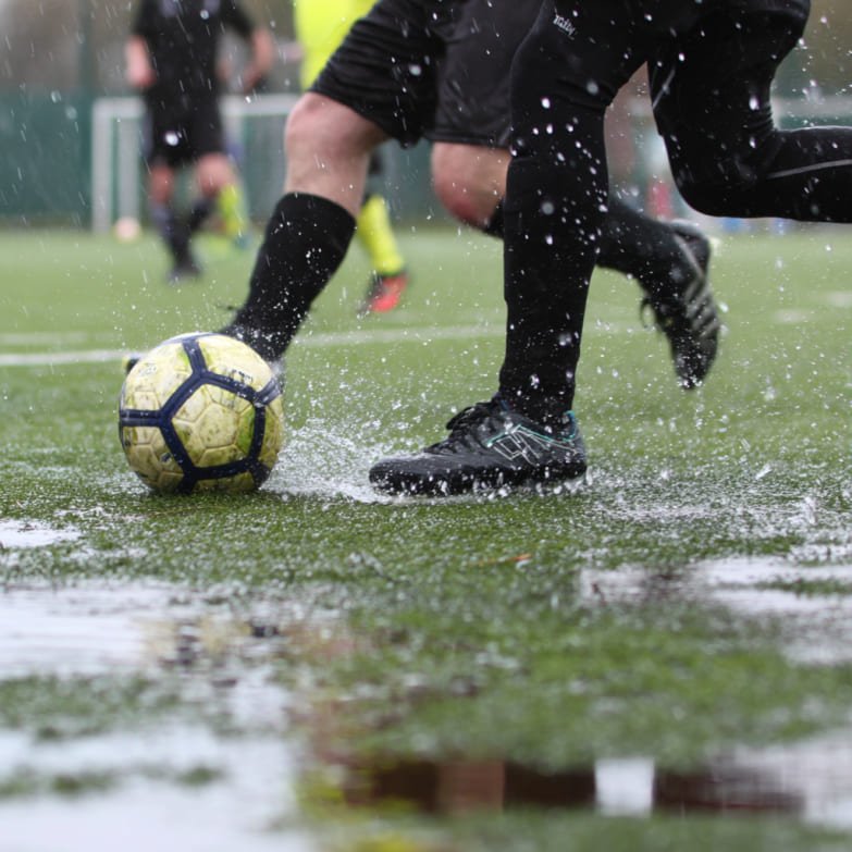 نظام ري العشب الصناعي