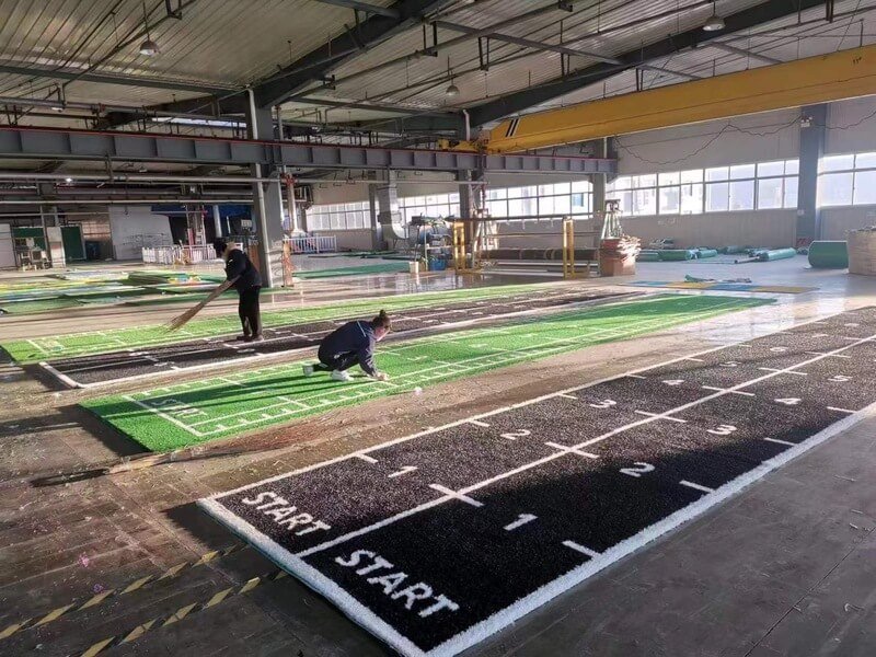 Professional indoor turf for gym installation process