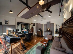 用10年时间造一个逃离现实的录音棚 2 虎子 来自小红书网页版 1024x682[1]