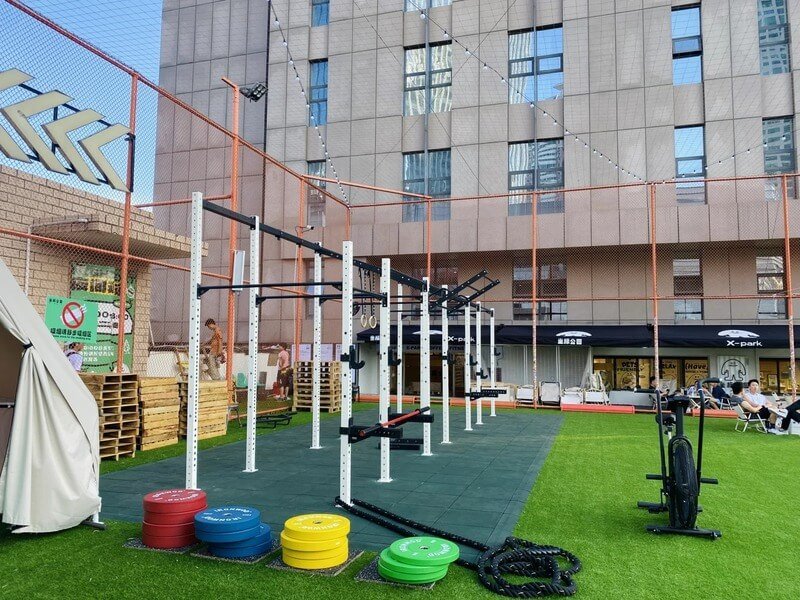 استخدام العشب غير المبطّن في الهواء الطلق