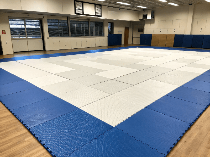 Composants d'un tapis de judo moderne