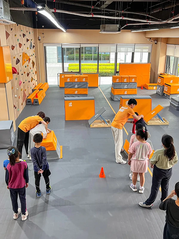 6 Ruang Latihan Bela Diri & Ruang Latihan Luar Ruangan untuk Anak-Anak