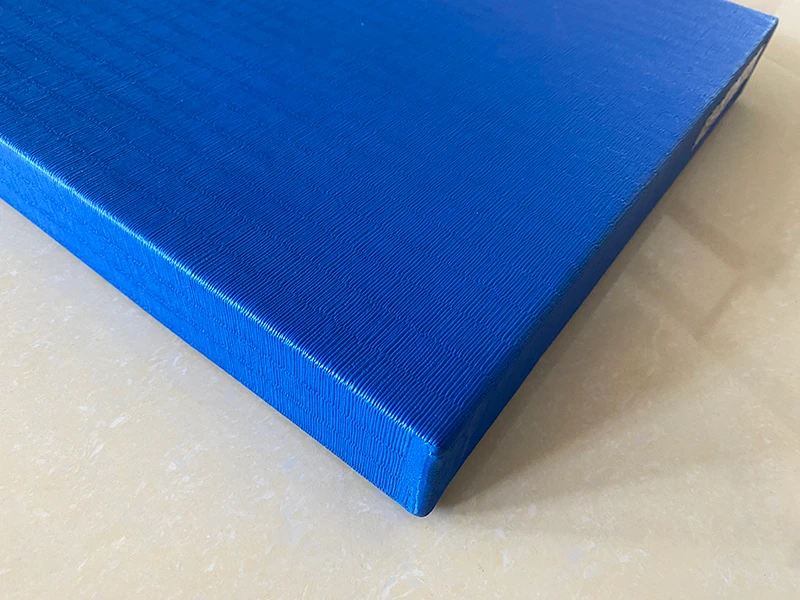 Warna Biru Dalam 3cm