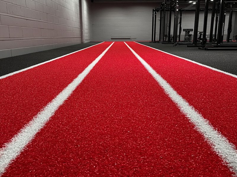 Benjamin7791flores 60918 Hyrox Turf With Three Running Lanes An D6254184 466b 4746 879a Dff407dbabef[1]