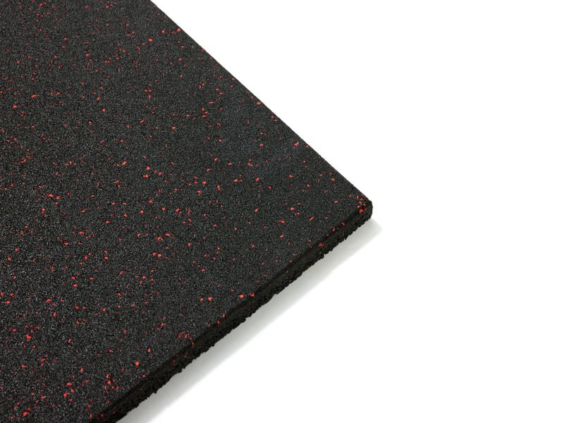 Tabel met prijs, doorlooptijd en materiaalconsistentie van rubber sportschoolvloeren voor Chinese vs binnenlandse levering