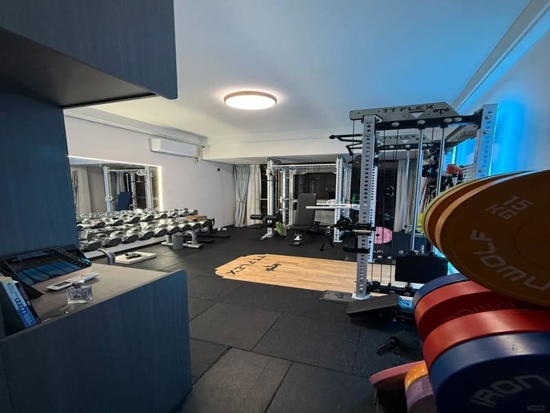 Rubber Gym Flooring (2)