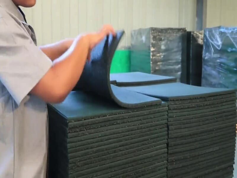 Rubber Gym Flooring (4)