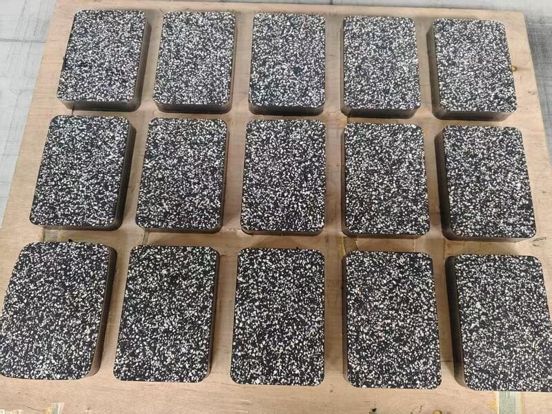 spreader plates under heavy equipment legs