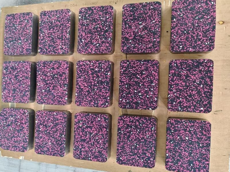 molecular structure of rubber under pressure