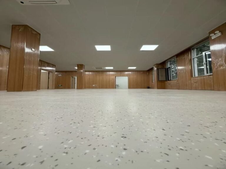 Pavimenti in PVC (2)